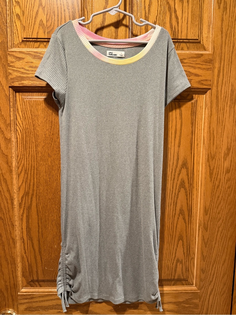 EUC Epic Threads Gray Ribbed T-Shirt Dress with Tie-Dye Trim